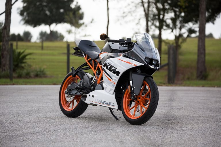 Déménagement et moto les 7 formalités administratives à régler sans oubli